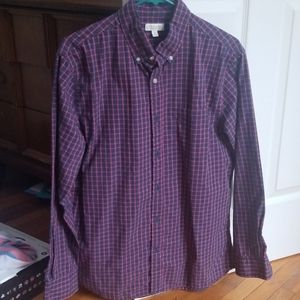 Men's Medium button down dress shirt